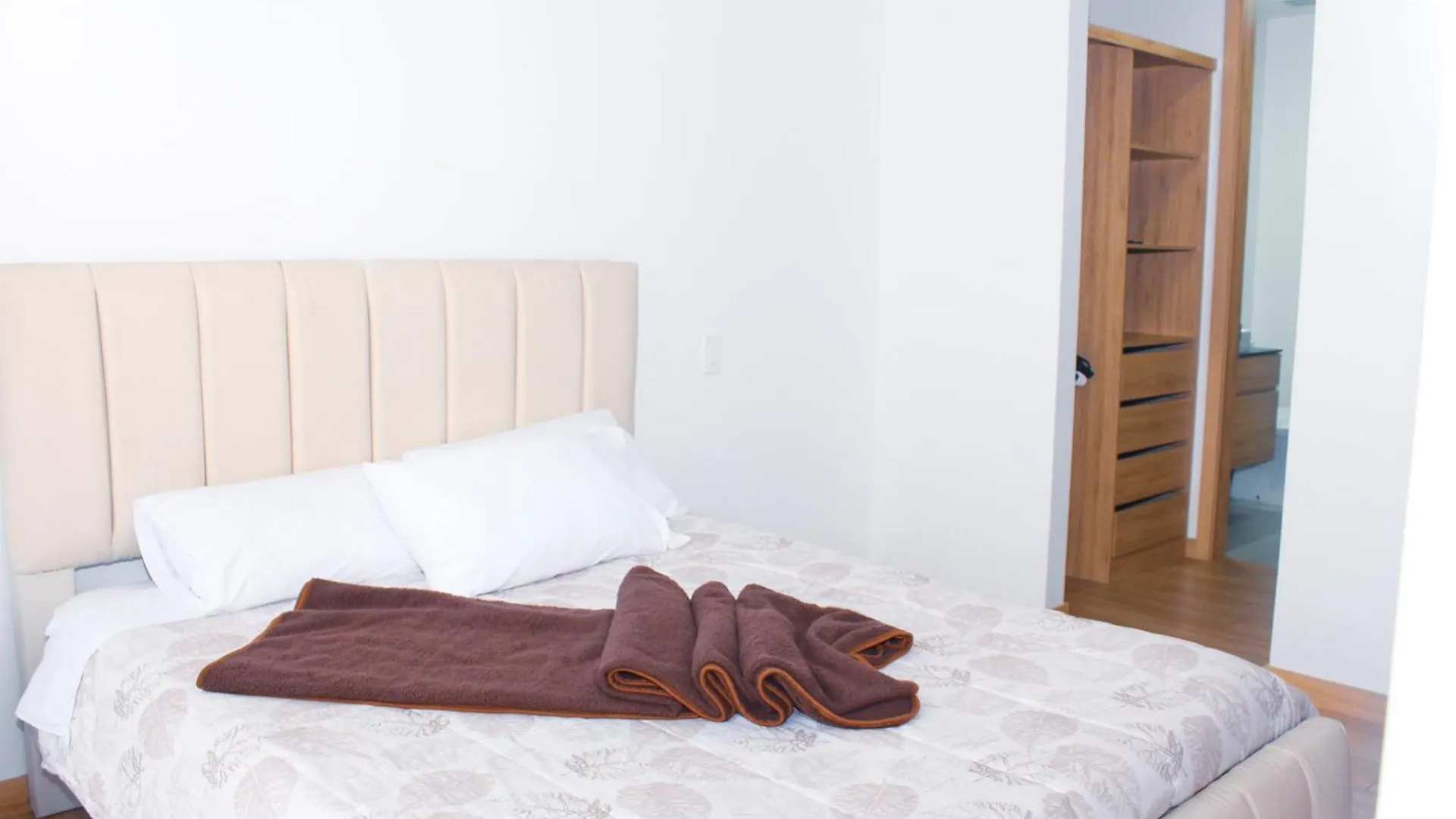 Apartman Hermoso Departamento Con Piscina En Edificio Epiq Quito Ecuador